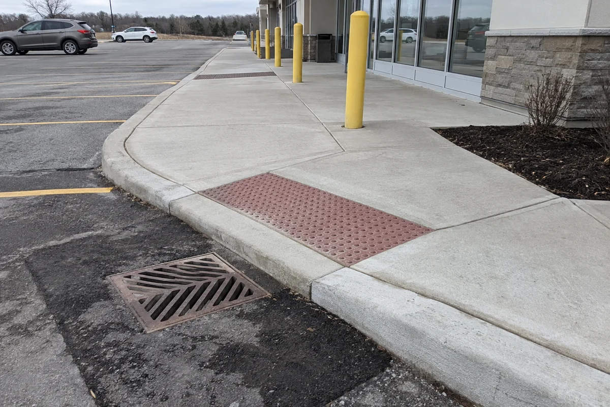 Curbs, Sidewalks & Accessibility Ramps finished detail in Welland and the Niagara Region, Ontario